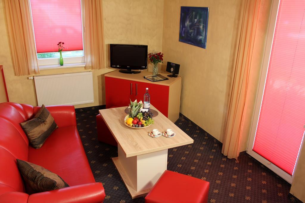Das Hudewald Hotel & Resort Uckeritz Εξωτερικό φωτογραφία